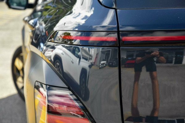 2024 MY25 Hyundai KONA SX2.V2 Hybrid Premium SUV Image 5