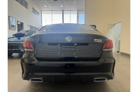 2024 MG MG5 AP32 Essence Sedan