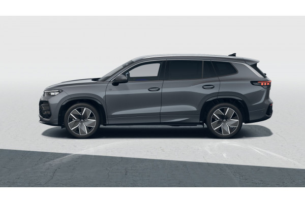 2025 MY26 Volkswagen Tayron R4 195TSI R-Line SUV Image 2