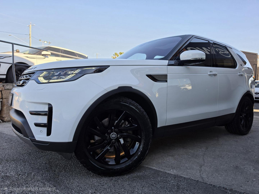 2018 Land Rover Discovery Series 5 SE SUV Image 1