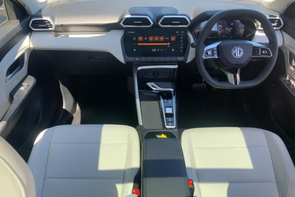 2026 MG ZS ZS32 Essence SUV Image 8