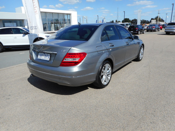 2014 Mercedes-Benz C-class W204  C250 CDI Avantgarde Sedan