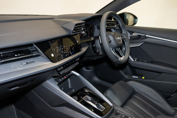2025 MY26 Audi A3 GY TFSI 110kW S line Hatch image 8