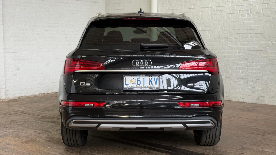 2023 Audi Q5 FY 45 TFSI sport SUV Image 8