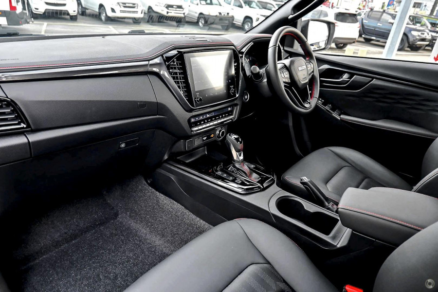 2025 MY24 Isuzu D-MAX RG X-TERRAIN Ute Image 8