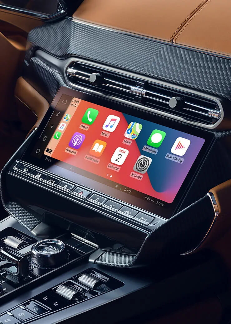 The forefront of connectivity Image