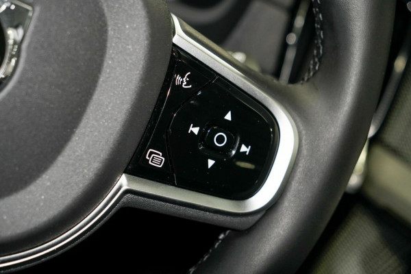 2026 Volvo XC90 L Series Black Edition SUV Image 15