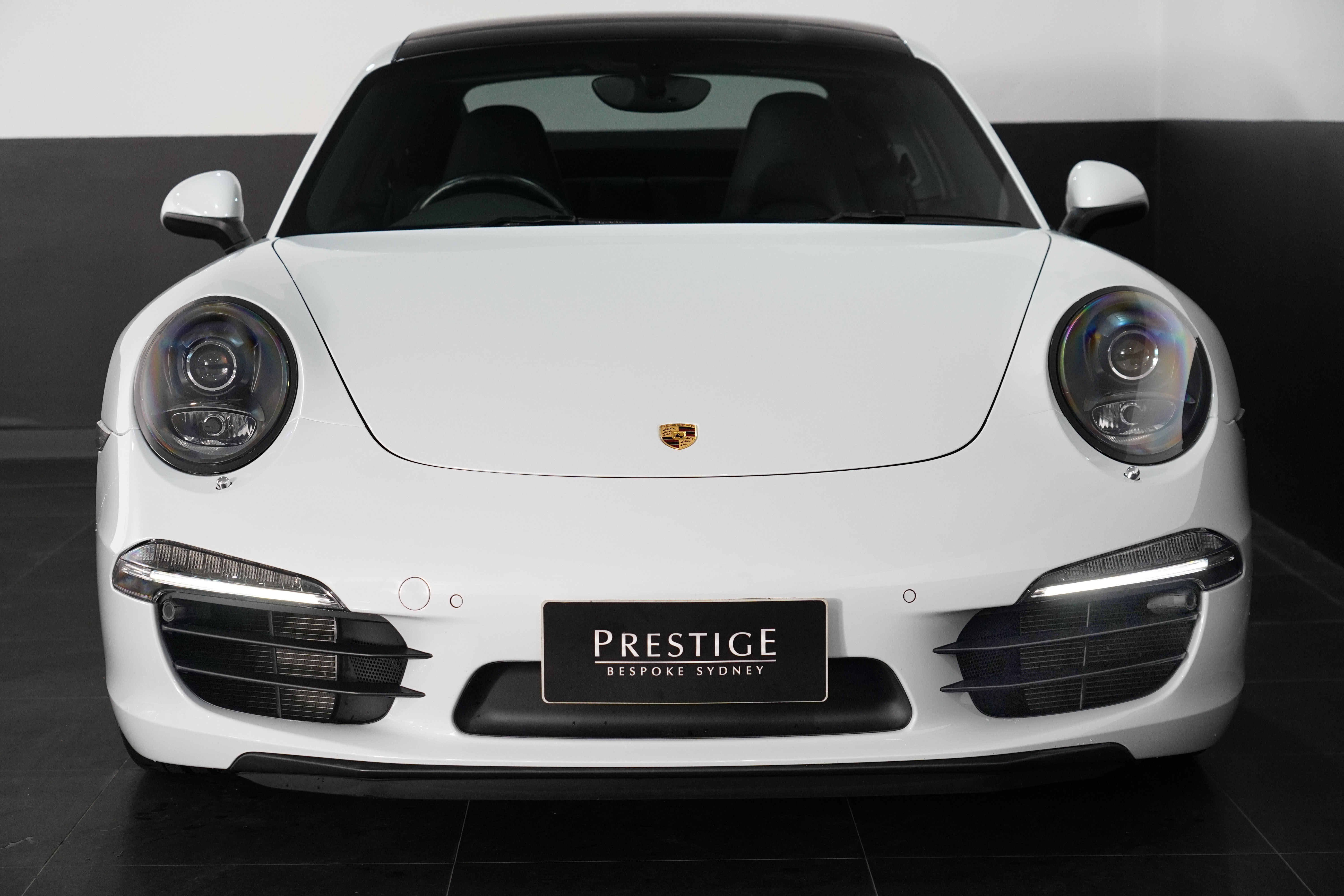 2015 Porsche 911 Carrera S Coupe Image 14