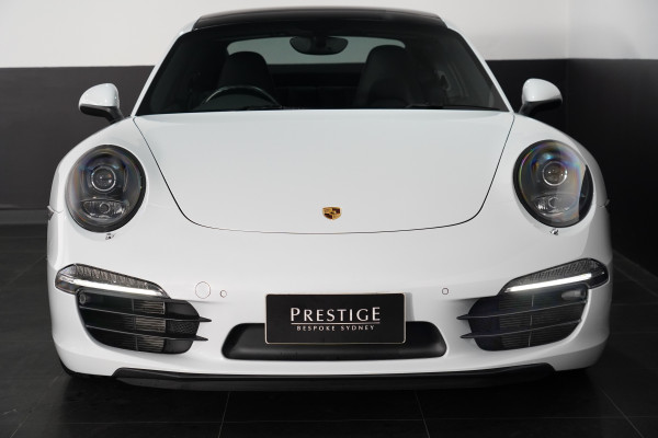 2015 Porsche 911 Carrera S Coupe Image 14