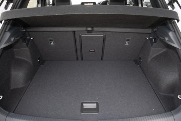 2026 Volkswagen T-Roc D11 140TSI R-Line SUV image 21