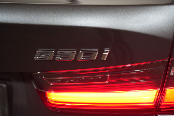 2021 BMW 3 Series 30i M Sport Sedan Image 9