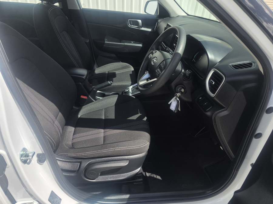 2025 Hyundai Venue QX.V5  SUV Image 15