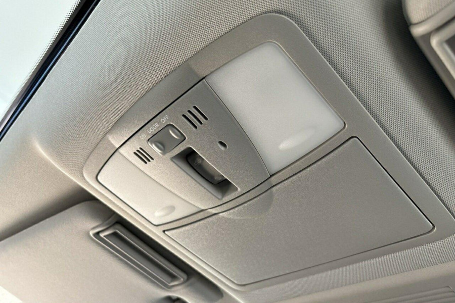 2024 Nissan Patrol Y62 Series 5 Ti-L SUV Image 31