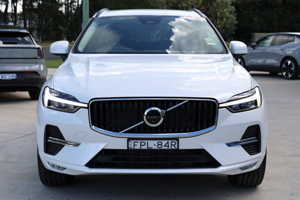 2024 Volvo XC60 UZ Plus B5 SUV Image 3