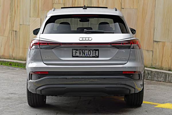 2025 MY24 Audi Q4 e-tron F4 45 SUV image 5