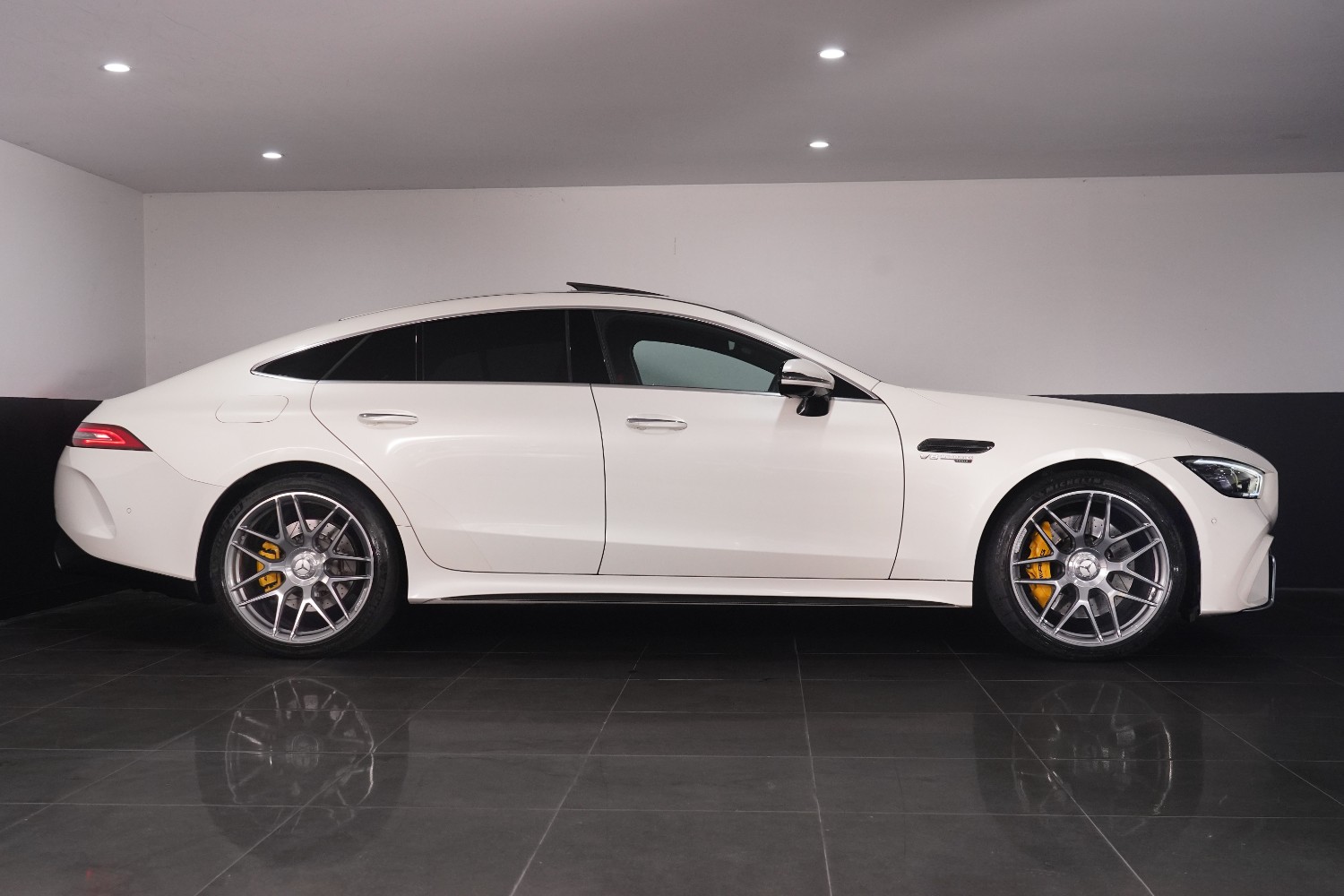 2020 Mercedes-Benz Gt 63 S 4matic+ Coupe Image 15