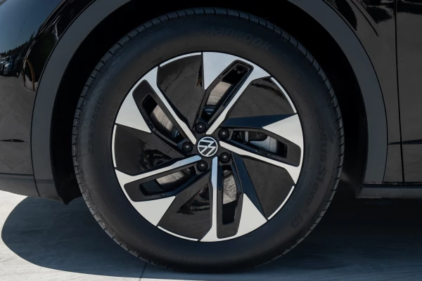 2025 Volkswagen ID. 5 E2 Pro SUV Image 23