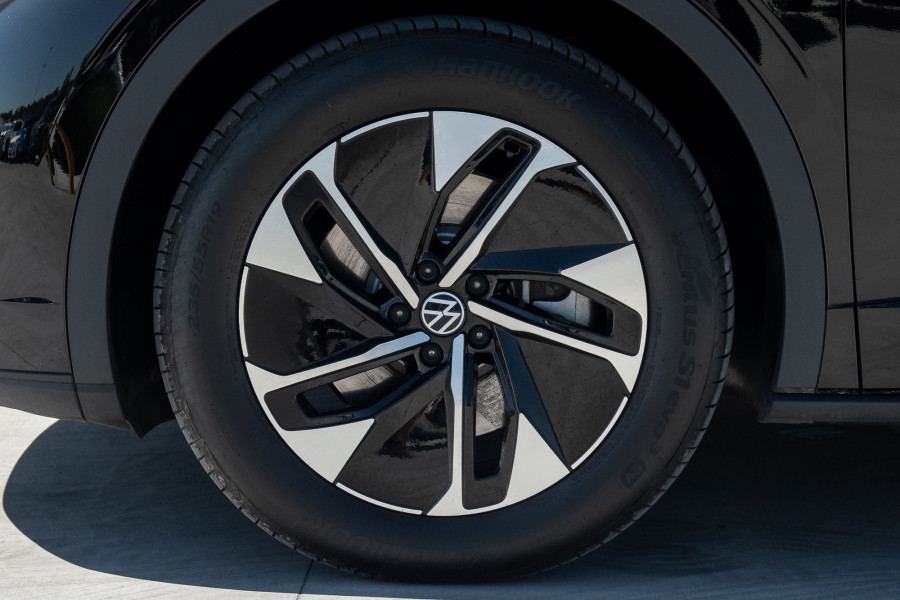 2025 Volkswagen ID. 5 E2 Pro SUV