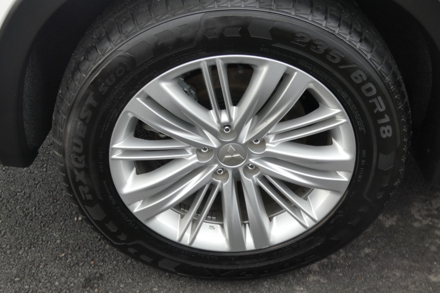 2023 Mitsubishi Outlander ZM MY23 ES 7 SEAT 2WD SUV Image 12