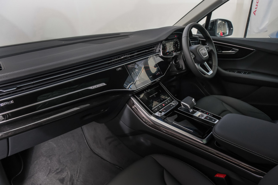 2025 Audi Q7 4M 45 TFSI SUV