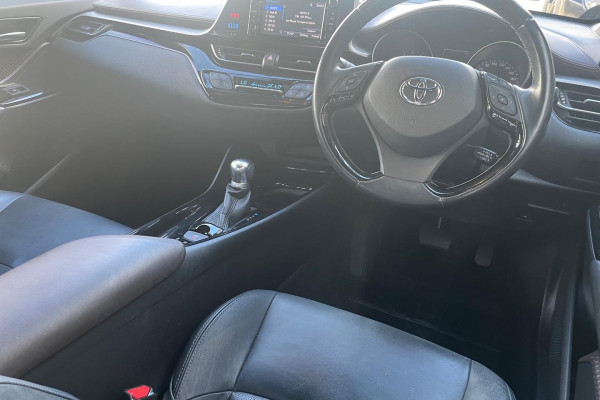 2019 Toyota C-HR NGX10R Koba SUV Image 10