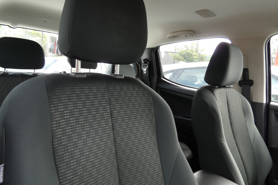 2019 Isuzu D-MAX TF MY19 SX 4X4 Cab Chassis Image 18