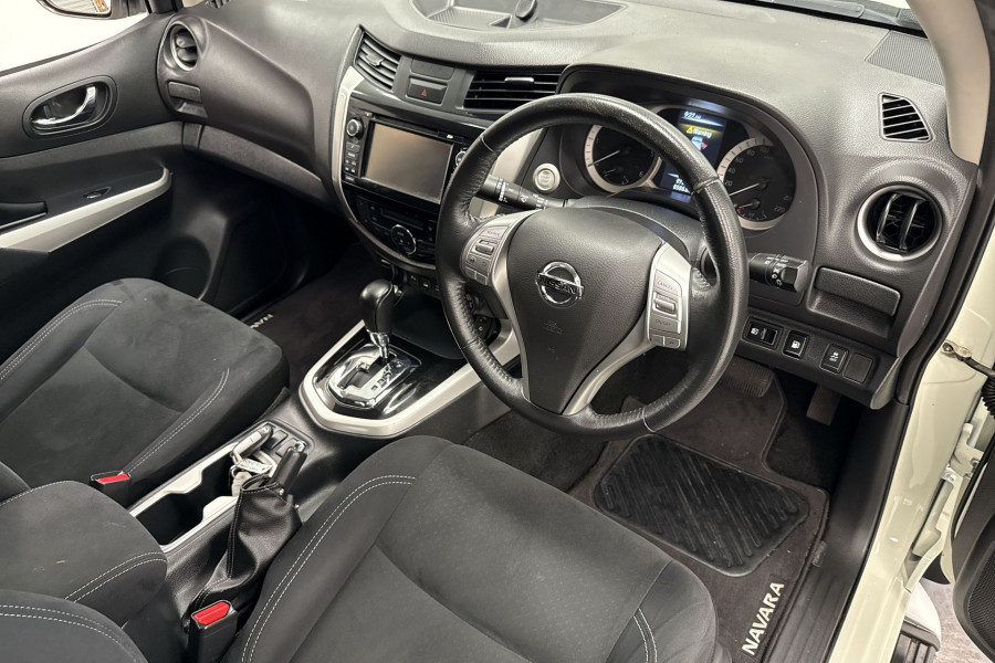 2018 Nissan Navara D23 Series 3 ST-X King Cab Pickup Image 16