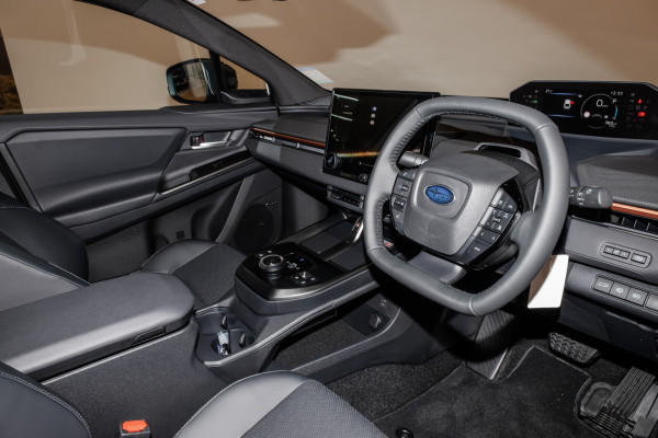 2026 Subaru Uncharted  AWD SUV image 7