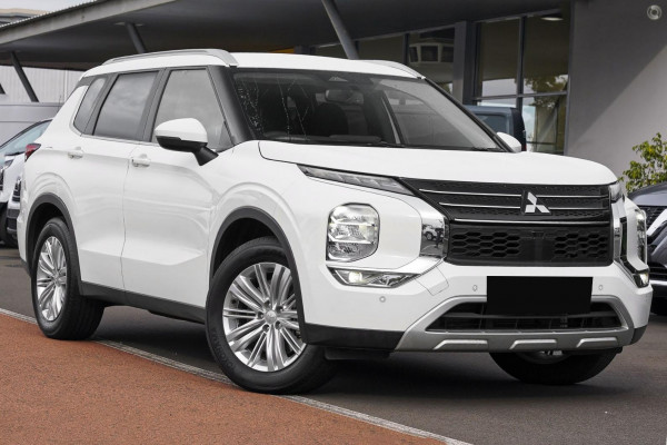 2025 MY24 Mitsubishi Outlander ZM LS SUV