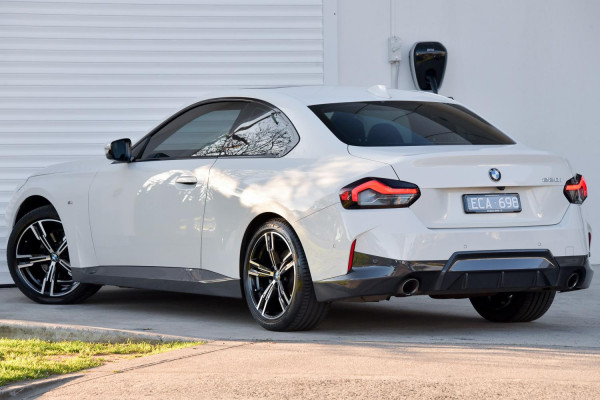 2022 BMW 2 Series G42 220i M Sport Coupe image 2