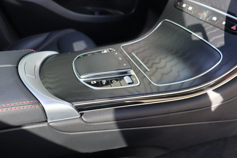 2022 Mercedes-Benz GLC-Class X253 GLC200 SUV Image 16