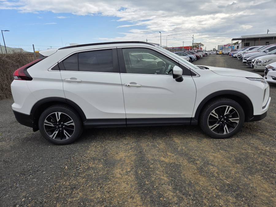 2024 Mitsubishi Eclipse Cross YB LS SUV Image 9