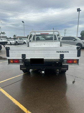 2017 Nissan Navara D23 Series 3 RX Cab Chassis image 4