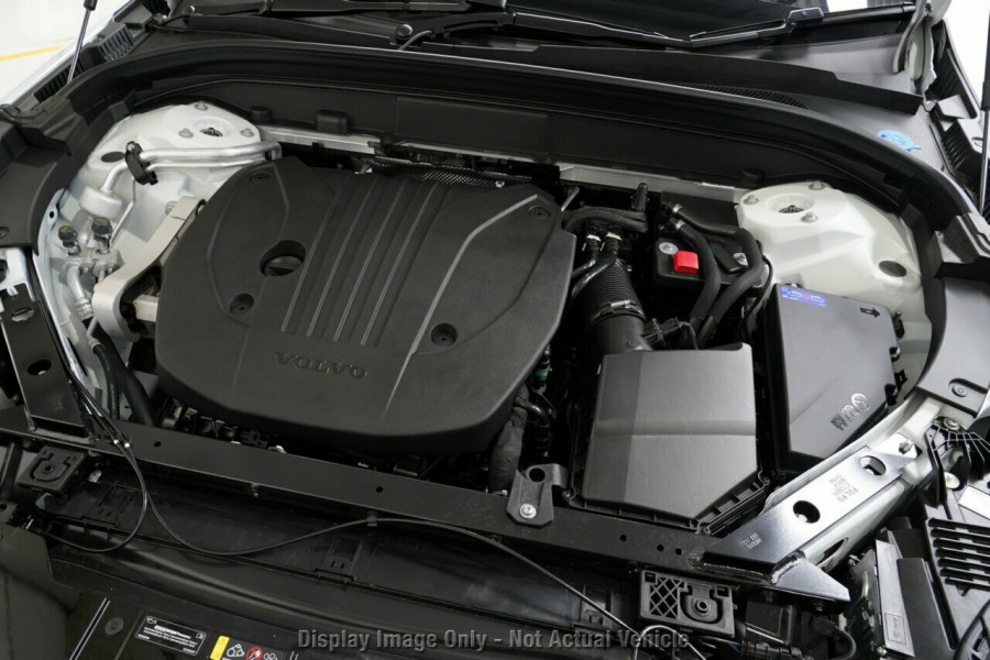 2026 Volvo XC60 UZ Plus B5 Bright SUV Image 9