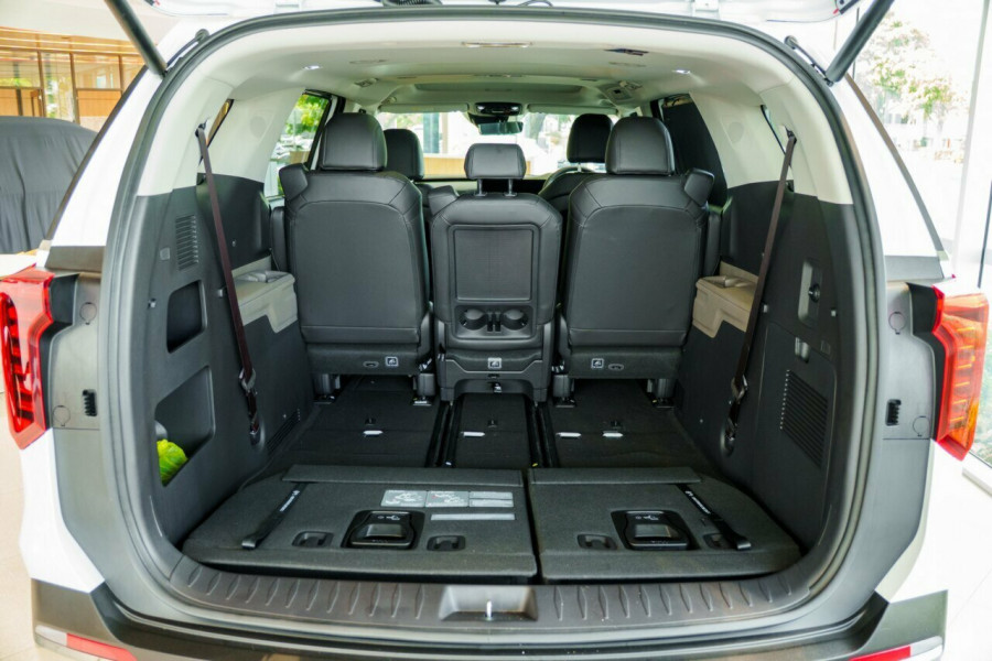 2024 MY25 Kia Carnival KA4 PE GT-Line HEV People Mover Image 8