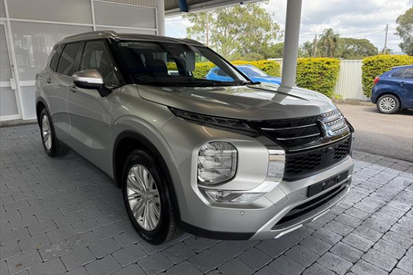 2023 MY24 Mitsubishi Outlander ZM LS SUV