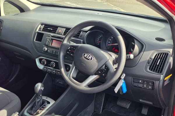 2013 Kia Rio UB S Hatch Image 14