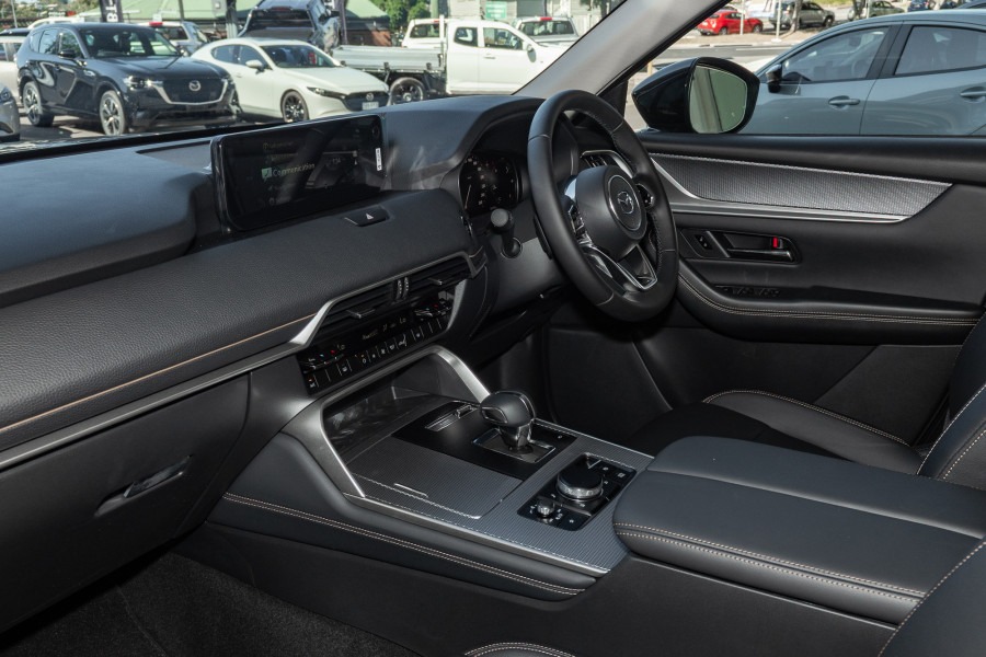 2025 Mazda CX-60 KH Series G25 Evolve SUV Image 8