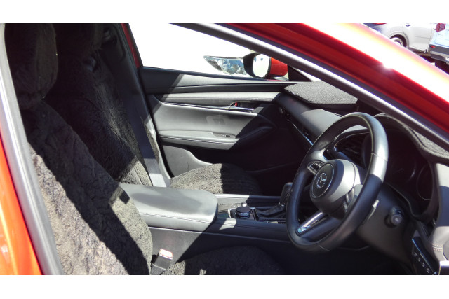 2020 Mazda 3 BP G20 TOURING Sedan Image 10