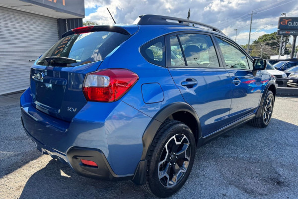 2015 Subaru XV G4-X 2.0i SUV Image 7
