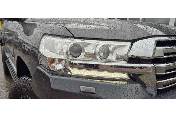 2021 Toyota LandCruiser VDJ200R Sahara Wagon