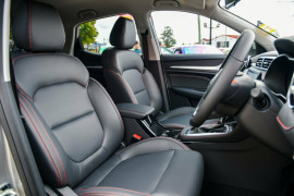 2025 MG ZST S13 Vibe SUV