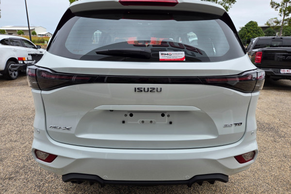 2025 Isuzu MU-X LS-M SUV