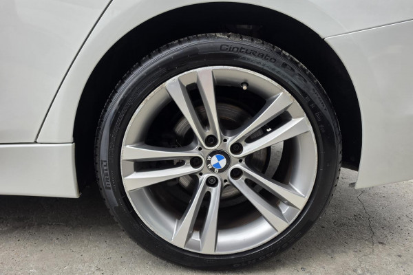 2012 BMW 3 Series F30 320d M Sport Sedan Image 11