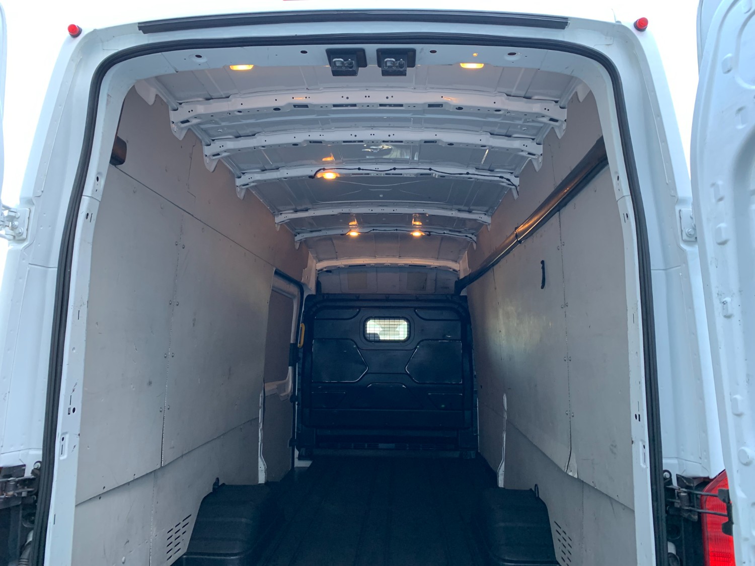 2018 MY17.75 Ford Transit Cab Chassis Image 9
