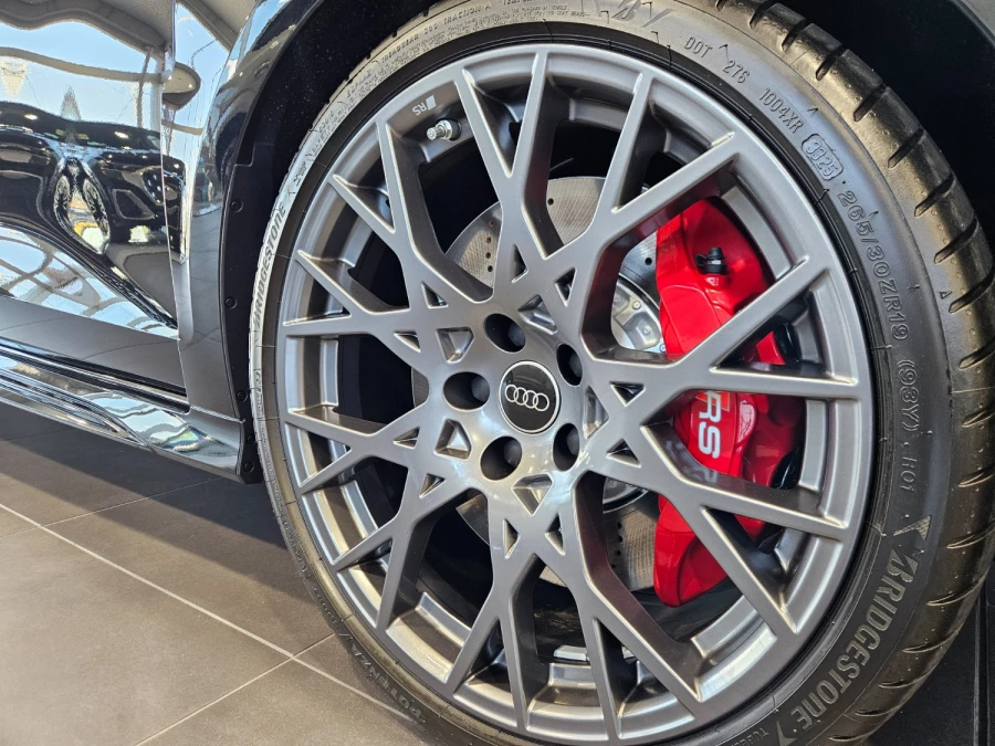 2025 MY26 Audi RS 3 GY  Sedan Image 9