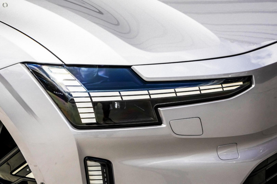 2026 Volvo ES90  Ultra Single Motor Sedan Image 15