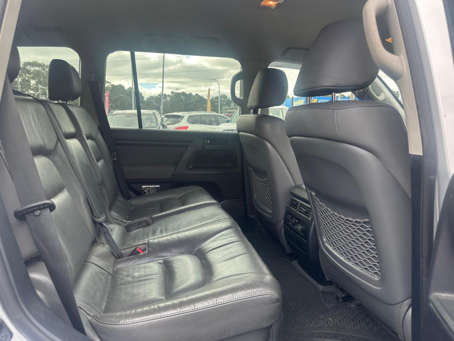 2011 MY10 Toyota LandCruiser VDJ200R GXL SUV Image 15