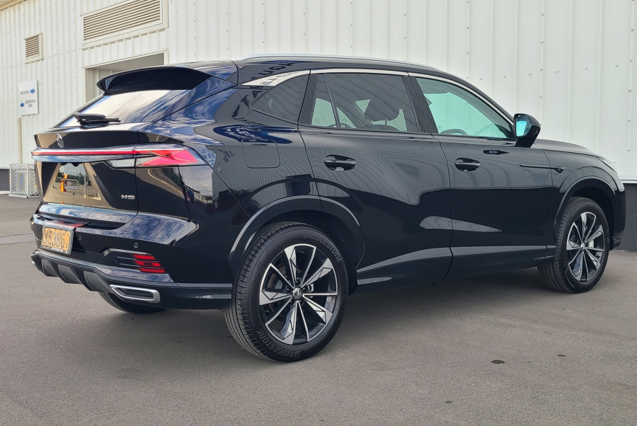 2025 MG HS Essence SUV Image 9