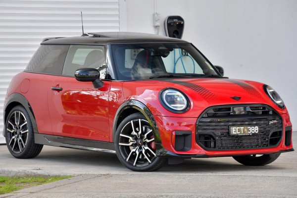 MINI Cooper JCW Favoured F66